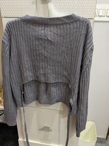 Grey V-Neck Cropped Ribbed Sweater