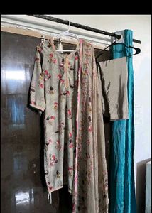Floral Print Kurta Set with Dupatta