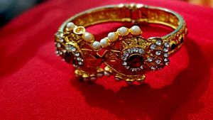 Pearl and Gem Bracelet