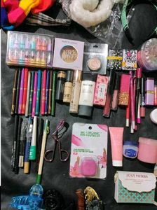 random 2 Product With Freebies