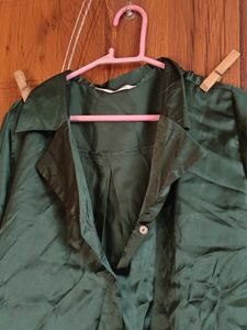 Free delivery!Elegant Satin Button-Down Shirt