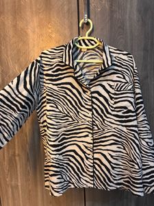 Stylish Zebra Print Button-Up Top