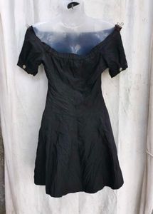 I. Chic Black Off-Shoulder Button-Up Dress