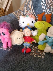 6 premium soft toys combo set ( noddy, hello kitty