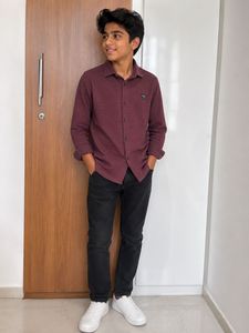 Shirt Stylish Maroon Textured