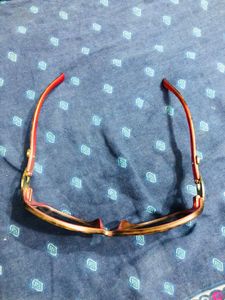 black goggle/chasma/glasses/sunwear/spectacles