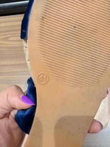 Stylish Blue Velvet Flats