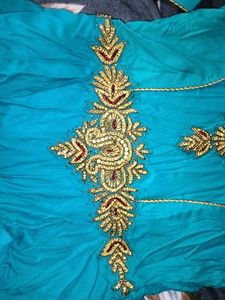 Beautiful 😍 Gown Every Purchase Free Gift 🎁 Insi