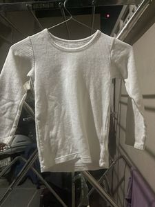 Comfortable White Ribbed Long Sleeve Top