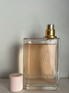 Authentic  Burberry Her Eau de Parfum (EDP)