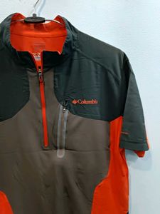 🇹🇷 Columbia Imported Zipper Tshirt