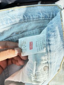 WRANGLER Light Wash Relaxed Fit Jeans