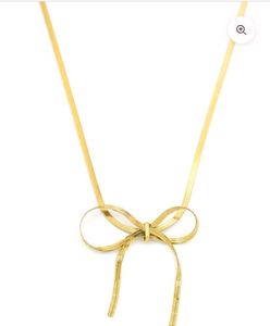 Elegant Bow Necklace