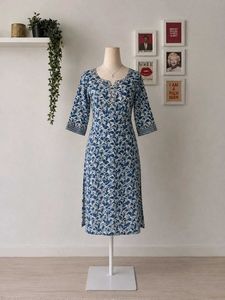 Stylish Blue Paisley Print Kurta and plazo (combo)