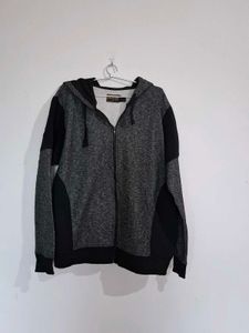 Men's Grey & Black Zip-Up Hoodie