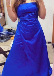off shoulder Stunning Royal Blue Gown