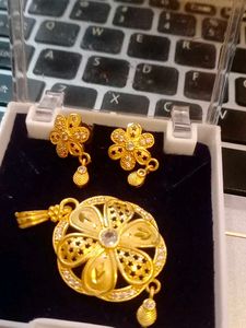 ❤Imported Pandant sets❤