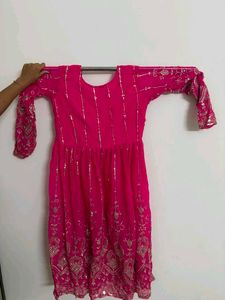 Stunning Pink Embroidered Kurta