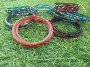 Assorted glass Bangles (25)
