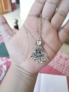 9.Antique Silver Necklace with Earrings
