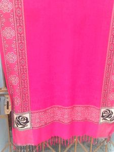 Hot Pink Stall with Floral Detail