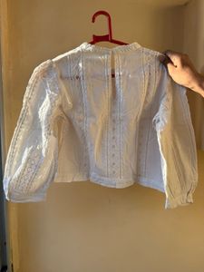 Women's White Lace Crop Top size XS