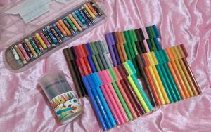 Doms Groovy stationery set