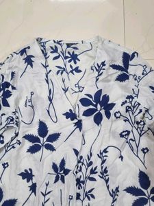 comb pf 4 Embroidered Kurtas🥳💥