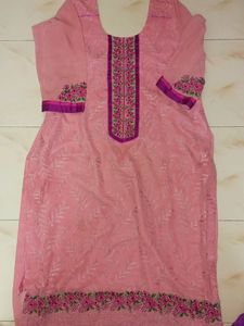 Pink Embroidered Kurta 💓👀