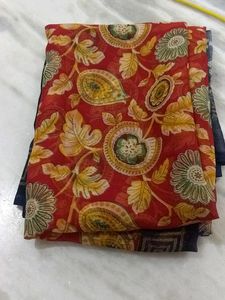 Chiffon Saree With Blouse