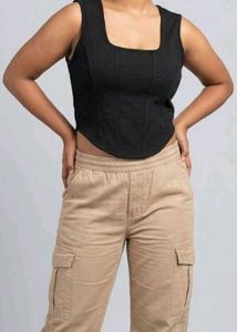 Chic Black Square Neck Tank Top