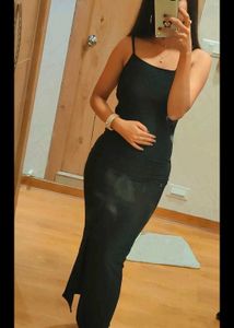 'M' Size Sleek Black Bodycon Midi Dress
