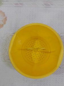 Convenient Egg Separator