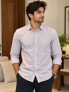 Men's Patterned Button-Down Shirt