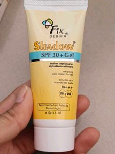 Fix Derma Shadow SPF 30+ Gel Sunscreen