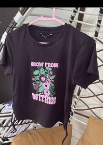 Cute Graphic T-Shirt,it's xl but L n M size also c