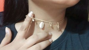 Kaveri Shell Neck Piece