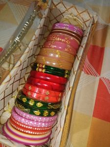 Beautiful Bangle Set for Women