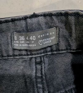 Distressed Straight Leg Jeans
