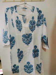 White & Blue Floral Print Kurta