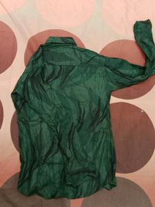 Men's Green Abstract Print Shirt