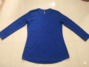 Elegant Blue Linen top