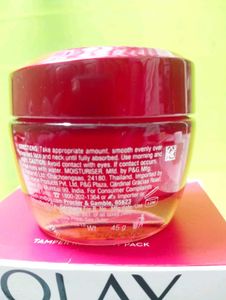 Olay Regenerist Super CollagenPeptides Moisturise