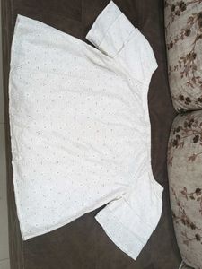 Off-Shoulder Broderie Anglaise schifflie Top
