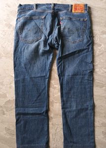 LEVI'S Classic Blue Denim Jeans