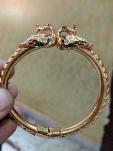 Beautiful Kada Single