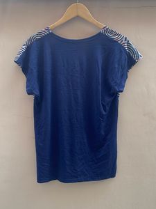 Unique Circle Print T-Shirt