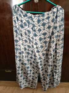 Stylish Blue &amp; White Printed Kurta