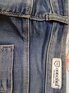 Ripped AB Jeans