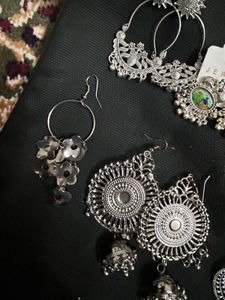6 pair of new earrings